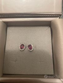 Orecchini in oro con rubino e diamanti