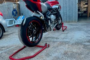 Mv agusta rivale 800