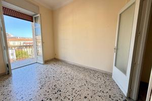 Appartamento di 140 m² con 5 locali a Catania