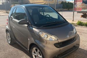 SMART FORTWO COUPÉ 1.0 MHD 71 CV