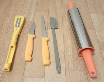 utensili da cucina nuovi 