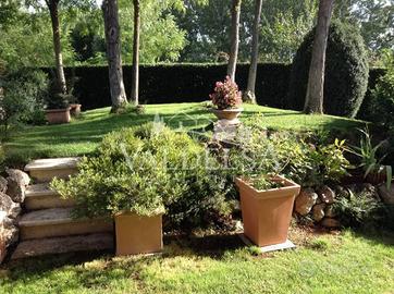 Rustico / Casale di 105 m² con 4 locali e posto au