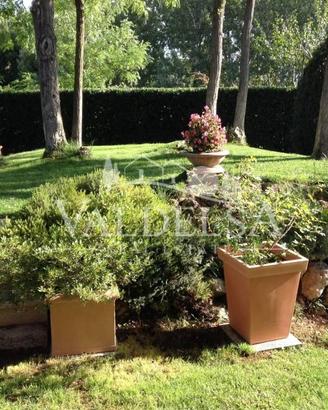 Rustico / Casale di 105 m² con 4 locali e posto au