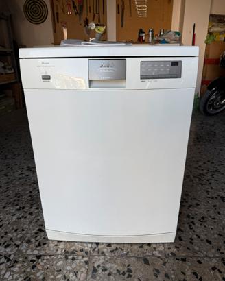 Lavastoviglie AEG Elecrolux Favorit 97000 Classe A