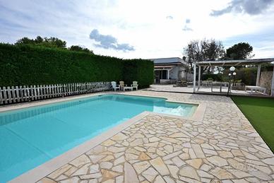 Carovigno villa con piscina e ampio giardino