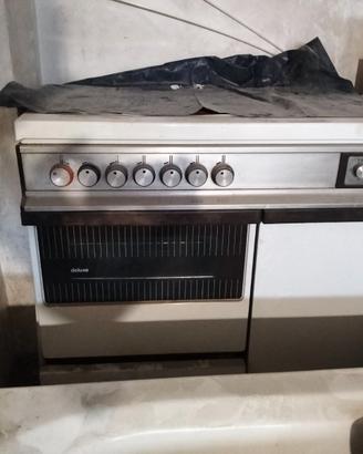 Cucina a gas con forno