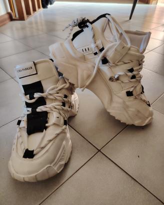 Snickers UMA PARCKER