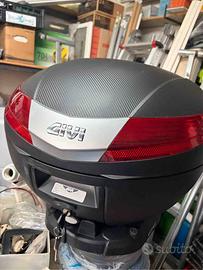 bauletto givi 40 litri con staffa