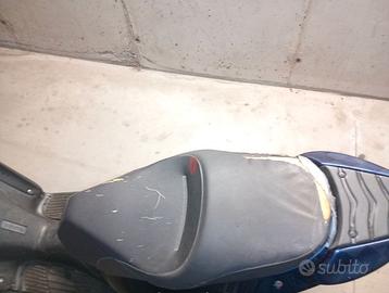scooter Aprilia Leonardo