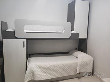 Cameretta a 3 lettini