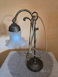 Lampada stile Liberty