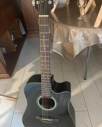 Chitarra takamine