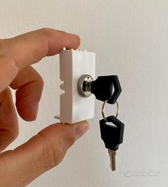 Interruttore con chiave ON-OFF Vimar Bticino