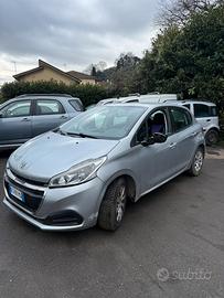 Peugeot 208 1.6 BlueHDi DA SISTEMARE