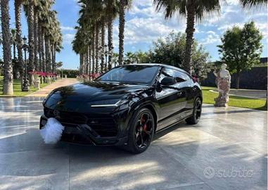 LAMBORGHINI URUS PER EVENTI.