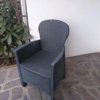 Mini soggiorno per il giardino