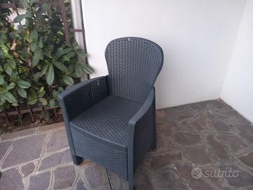 Mini soggiorno per il giardino