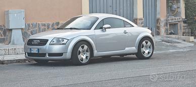 Rara, unica e pari al nuovo Audi TT 8n Quattro!