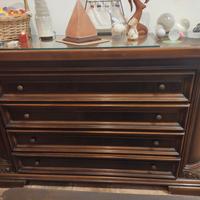 Comò con due comodini marrone