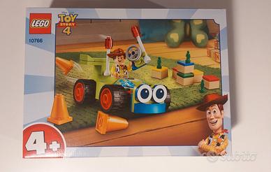 Lego 10766 Toy Story 4 Woody e Rc

- NUOVO