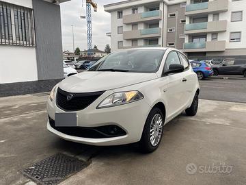 Lancia Ypsilon "Come Nuova" 