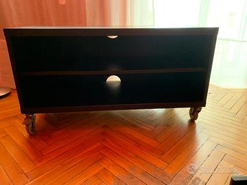 Mobiletto TV con rotelle