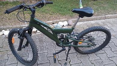 Mountain Bike biammortizzata bambino raggio 20