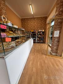 Gestione rivendita pane e piccola gastronomia