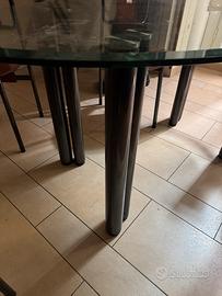 Tavolo in vetro