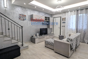 Villetta Ristrutturata con Garage