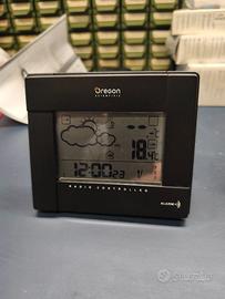 Orologio sveglia con temperatura int. ed esterna