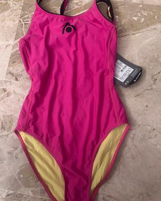 Costume da nuoto rosa con interno giallo