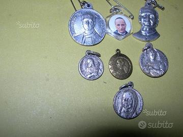 Lotto medaglie con reliquie anni 60