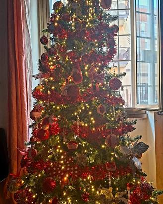 albero di natale grande