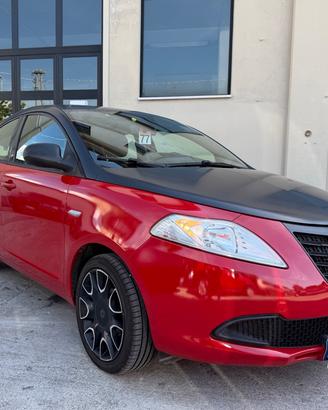 Lancia Ypsilon 1.2 69 CV 5 porte GPL Ecochic Plati
