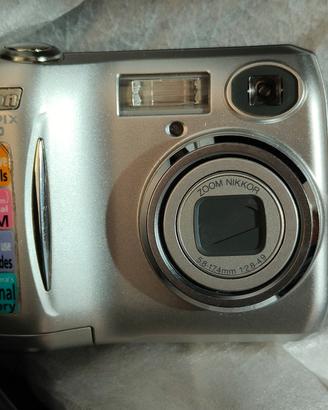 Nikon Coolpix 4100