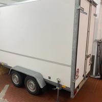 Rimorchio 5 metri 2700 Kg