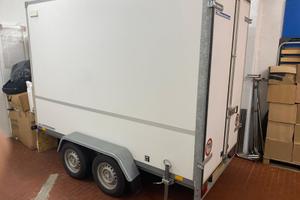 Rimorchio 5 metri 2700 Kg