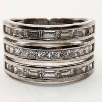Splendido anello fascia argento pietre CZ