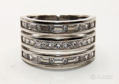 Splendido anello fascia argento pietre CZ