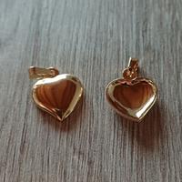gioielli,2 ciondoli a forma di cuore,placcato oro