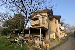 Immobile in asta di 368 m² con più di 5 locali a S