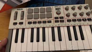 Akay mpk mini iv