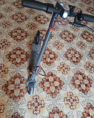 monopattino elettrico 