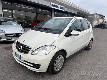 Mercedes-benz A 160 CDI BlueEFFICIENCY Executive
