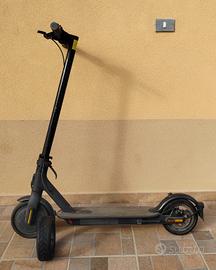 Mi Electric Scooter 1S

Black Batteria da Cambiare