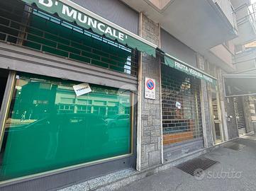 NEGOZIO A MONCALIERI