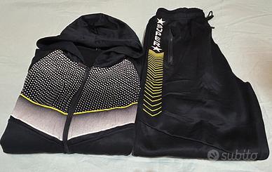 Tuta Sportiva SUPER – Taglia XL – Nuova