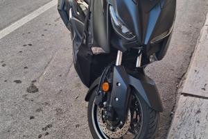 Yamaha x max 400