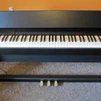 Pianoforte Roland  F130-R 88 + sgabello